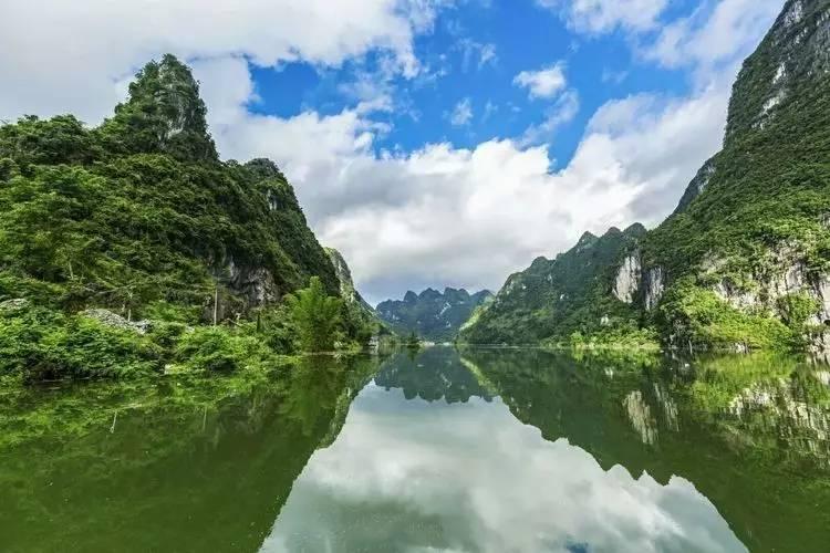 伤心时候,为什么只能自己安慰自己!变得好害怕!本来想让别人安慰一下自己,能帮自己说句话?—你问我答,多维知识共享平台